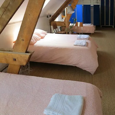 Les Abeilles Maison d'hôtes *